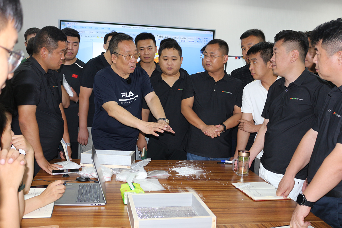 麦迪董事长亲自莅临石家庄办事处开展全员培训指导工作